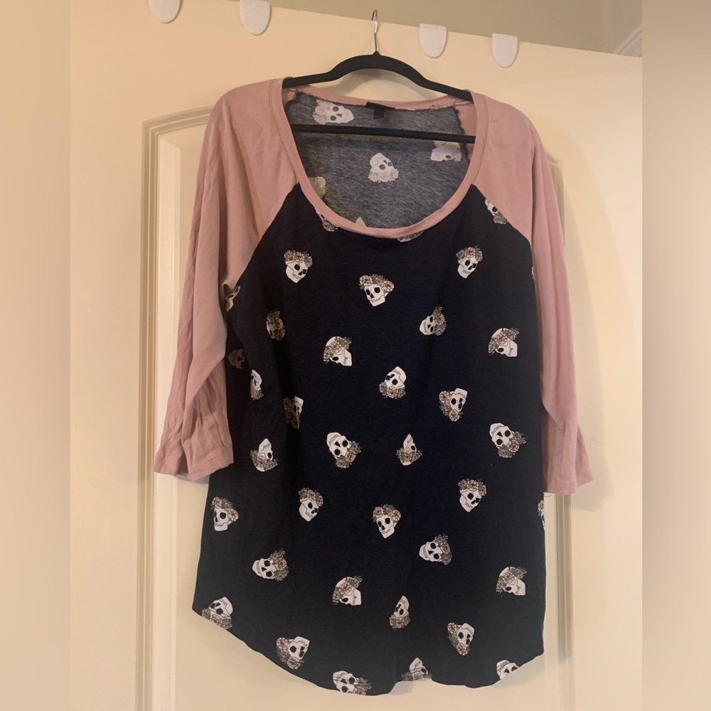 Lighthearted Sugar Skull Aficionada Needed For Torrid Raglan Tee